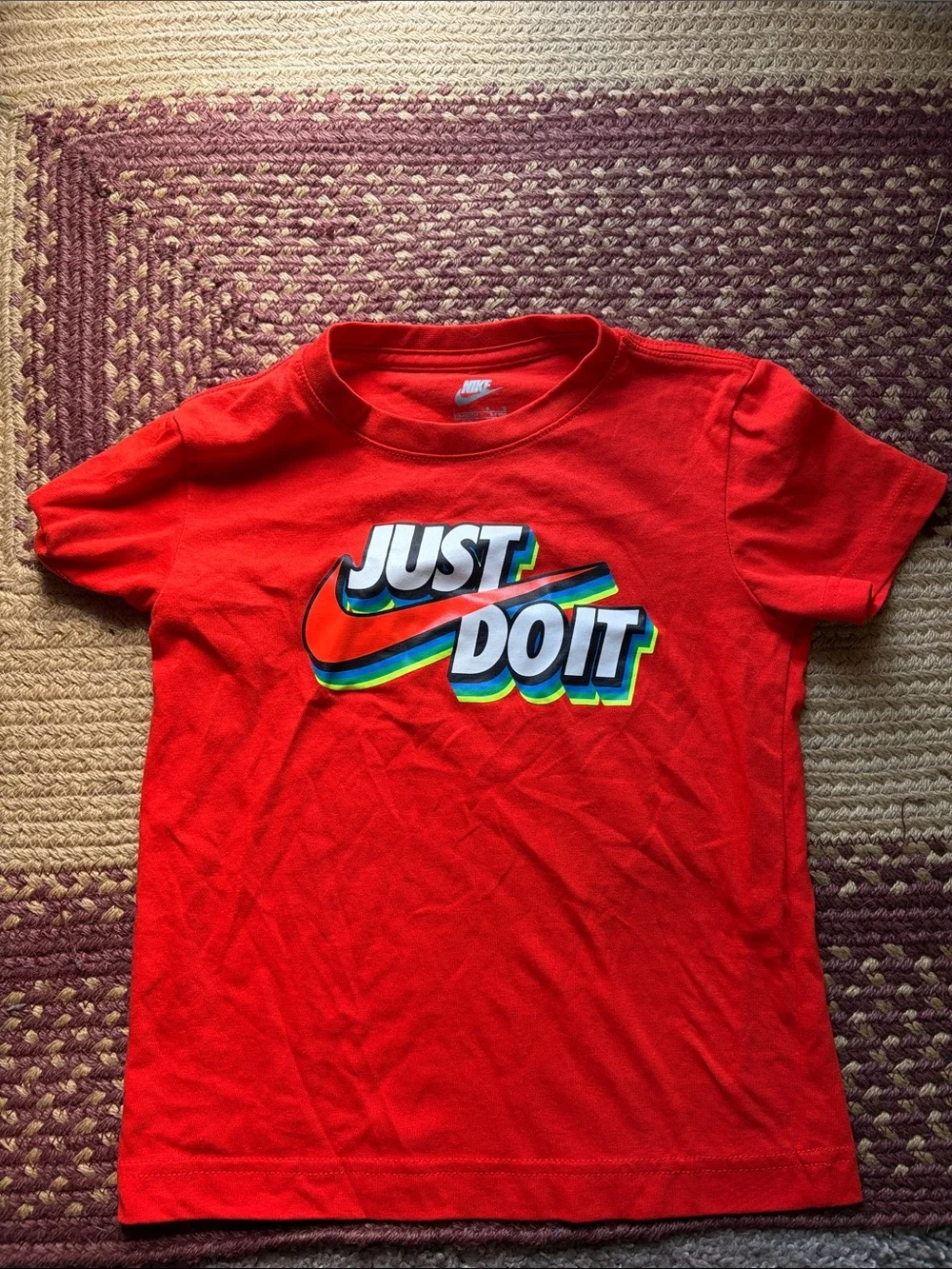 Nike Red Kids' 'Just Do It' Graphic Tee with Multicolor Accent